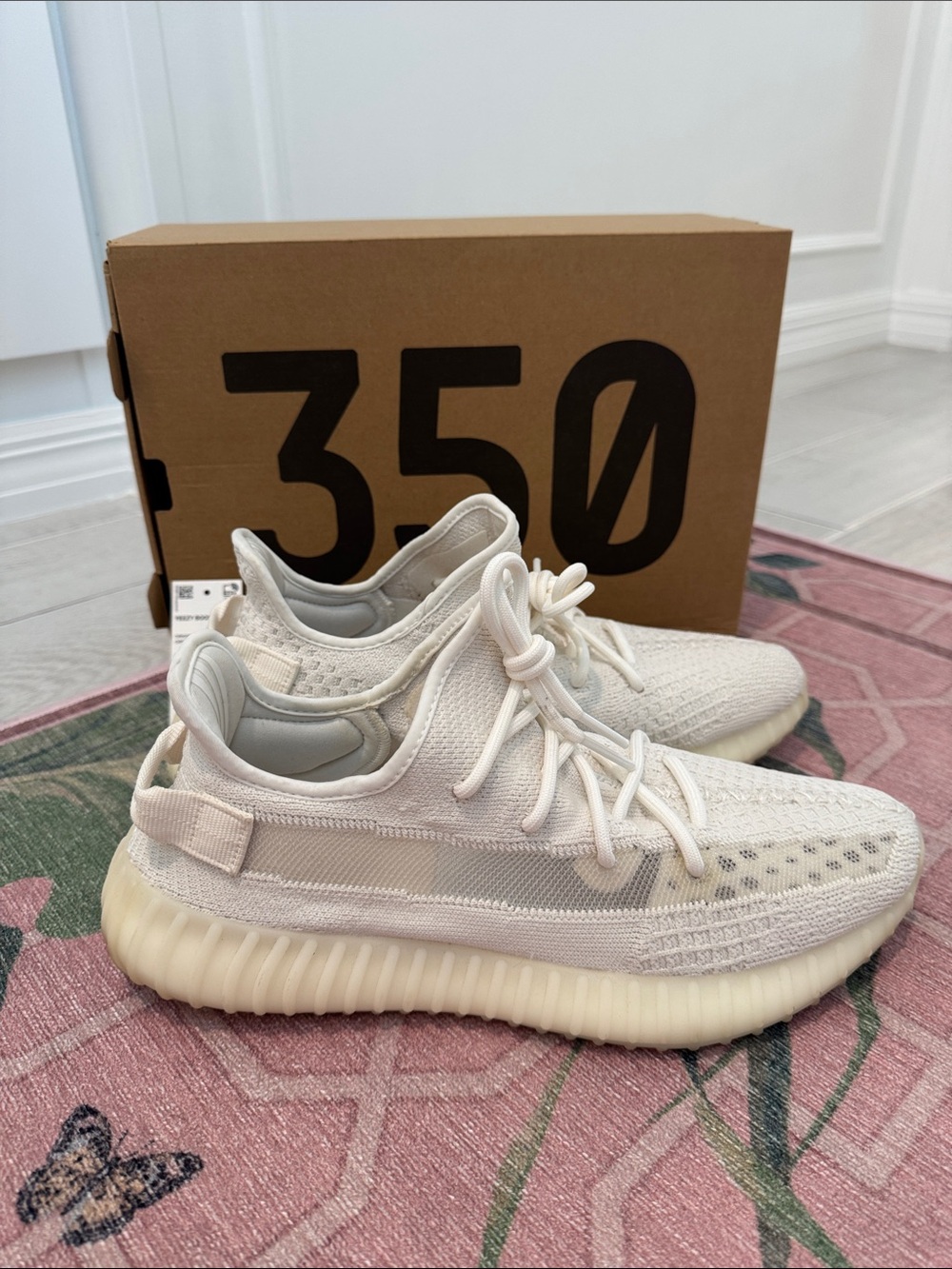 Yeezy Boost 350 V2 Bone Cream White Sneakers authentic size 11